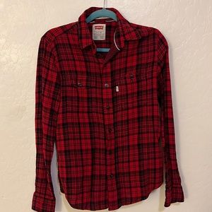 Men’s Levi’s flannel
